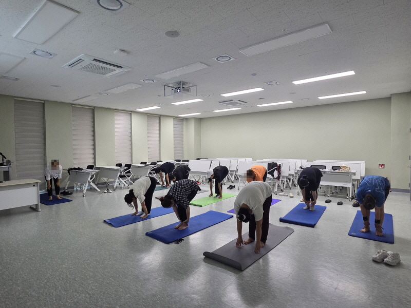 요가교실 13회기 2.jpg