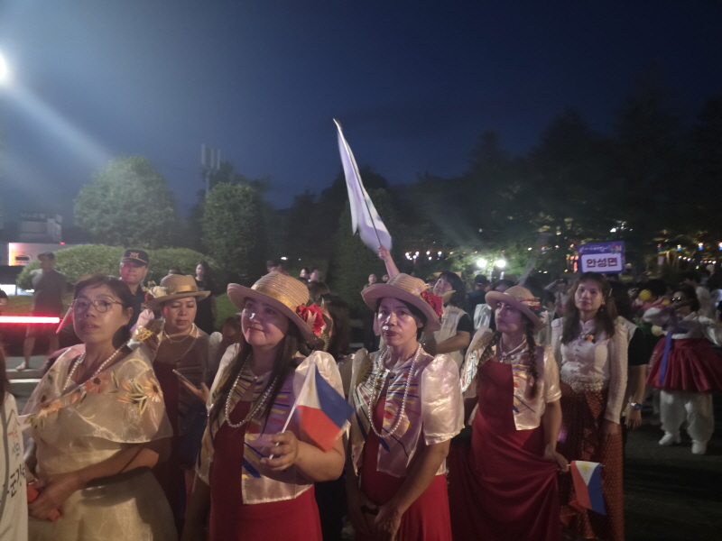 다문화 퍼레이드7.jpg